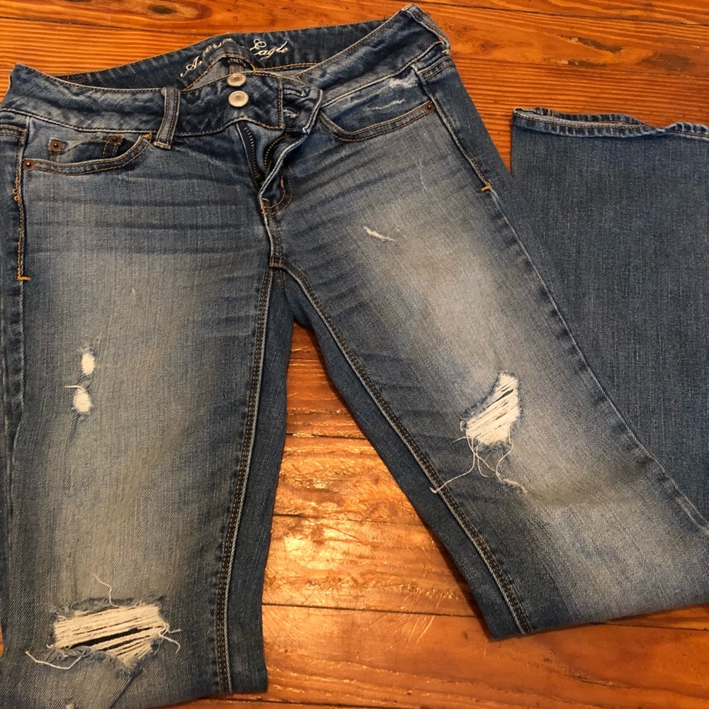 🌸 American eagle distressed bootcut jeans
